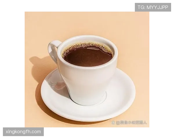 辛德胡这生活简直开挂了,训练室外她连咖啡都要讲究成艺术品? 辛德胡这生活简直开挂了,训练室外她连咖啡都要讲究成艺术品?